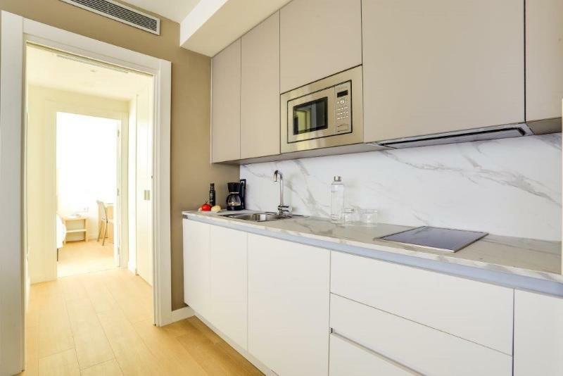 Sercotel Logrono Suites Екстериор снимка